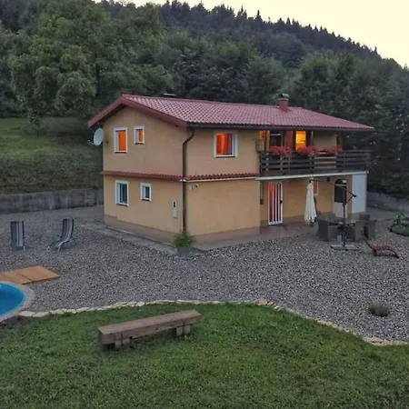 House Nika *